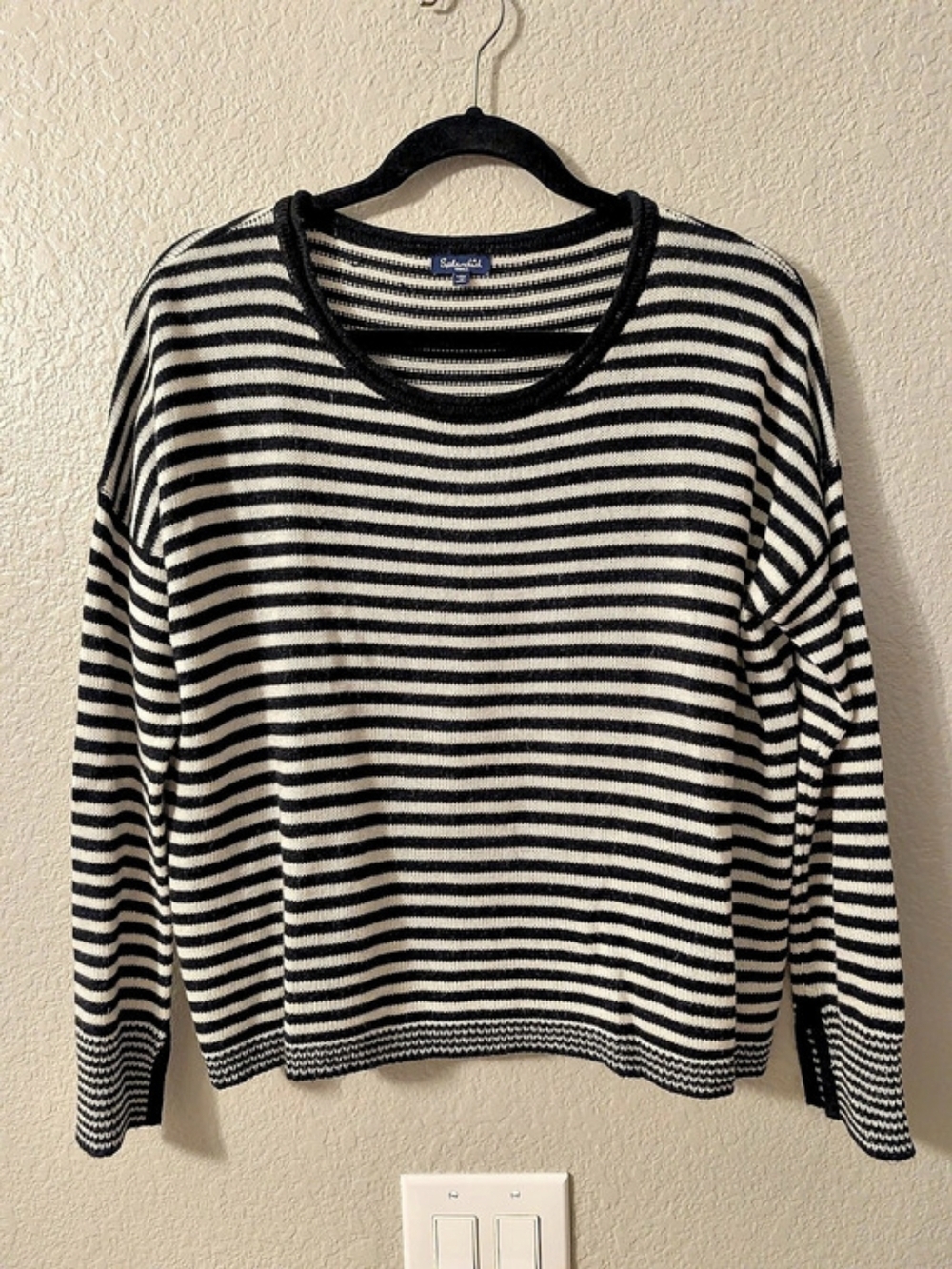 Splendid Striped Crewneck Sweater in Black & White Size Small